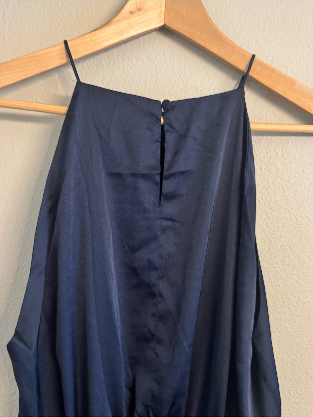 PETAL & PUP Seychelle Ruffle Dress - missing waist sash - Picture 5 of 6
